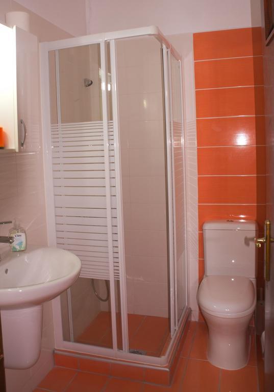 Nikolaki Rooms Porto Rafti Bagian luar foto
